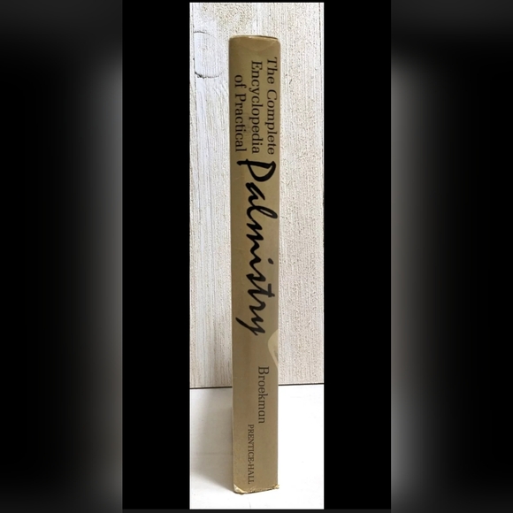 The Complete Encyclopedia of Practical Palmistry by Broekman B.C.E. w/ DJ 1972 - Picture 2 of 11